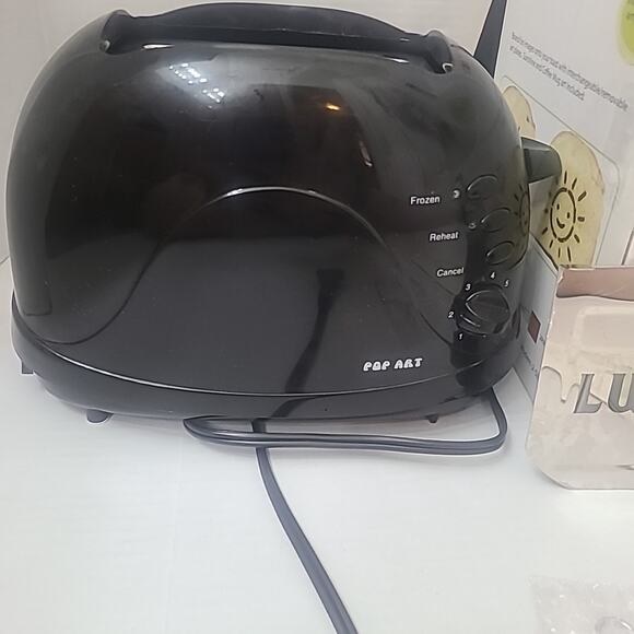 Rare "Las Vegas Luxor" 2-Slice Modern Design Black Toaster Pop Art Used To Test - Picture 7 of 8